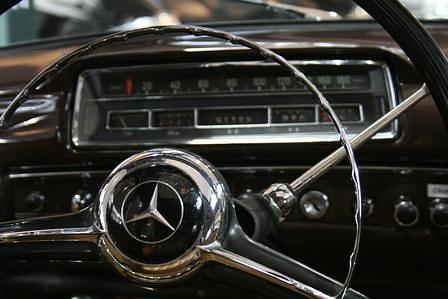 Mercedes 220 Ponton