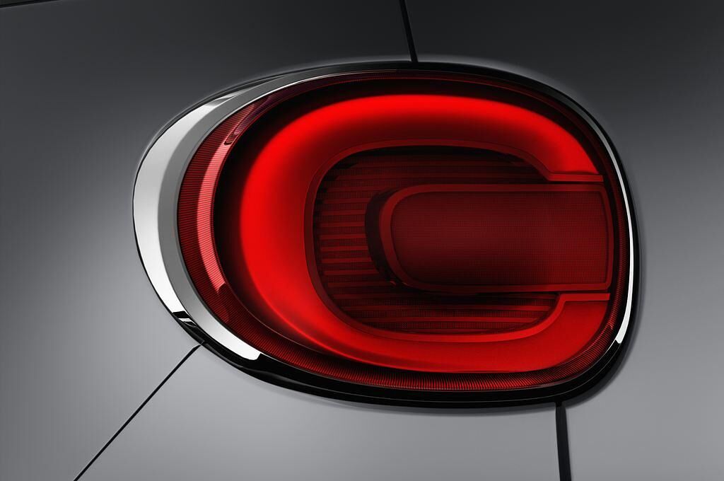 FIAT 500L Living (Baujahr 2016) Popstar 5 Türen Rücklicht