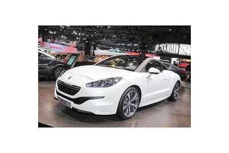 Paris 2012: Peugeot RCZ in neuen Kleidern und als R-Concept