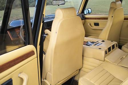 Lamborghini LM 002