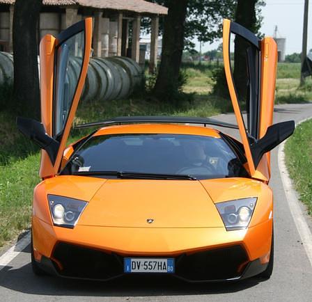 Lamborghini Murcielago LP 670-4 SV