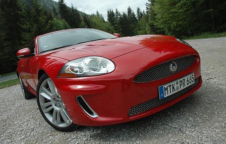 Jaguar XKR