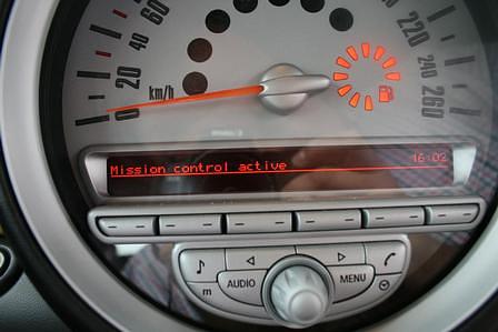 Mini mit Mission Control
