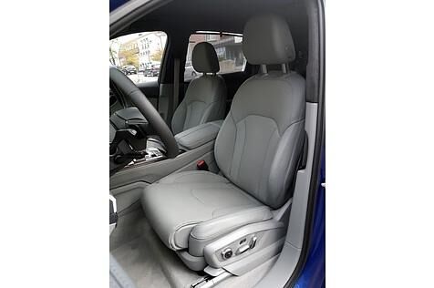 Bequeme Sportsitze im Audi S Q7