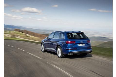 Audi S Q7 - 250 km/h Hächstgeschwindigkeit