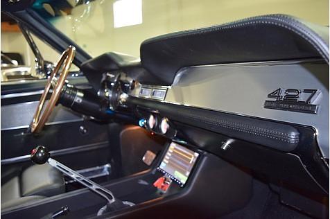 Das coole Cockpit des Ford Mustang Eleanor