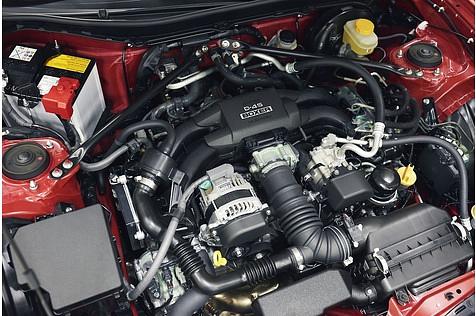 Der 2,0 Liter große Boxermotor stammt von Subaru.