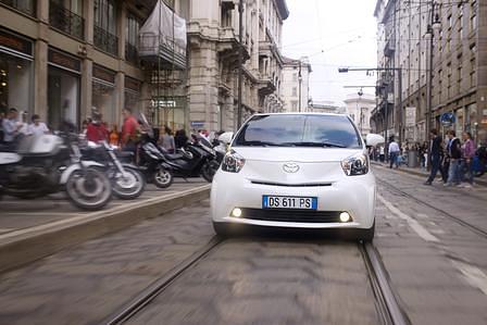 Toyota iQ