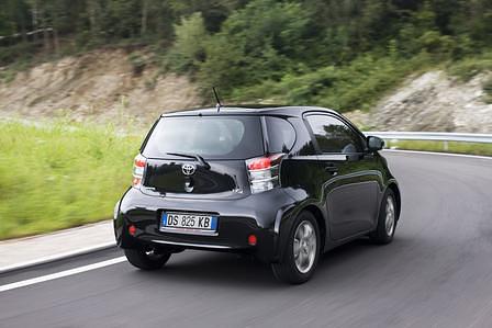 Toyota iQ