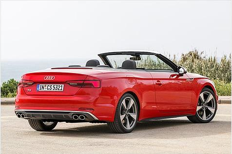 Die scharfen Linien stehen dem Cabrio sehr gut