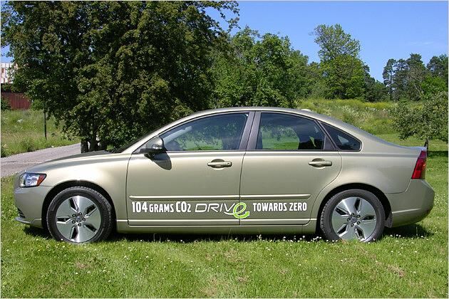 Volvo zufolge emittiert der S40 DRIVe 1.6 D Start/Stop nur 104 Gramm CO2 pro Kilometer