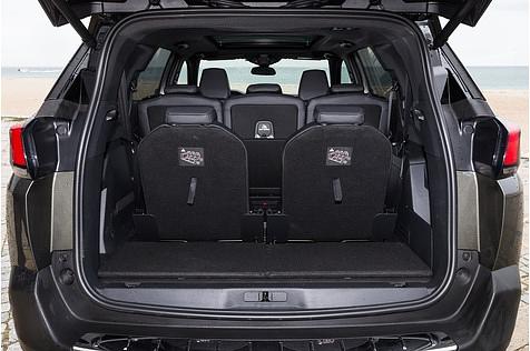 Peugeot 5008 2.0 HDI - aus dem Ladeboden lassen sich zwei Notsitze ausklappen