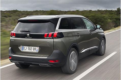 Neben zwei Benzinern (mit 130 und 165 PS) sind auch drei Diesel mit 120, 150 und 180 PS im Programm