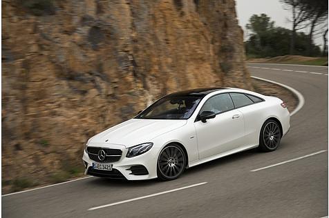 In den Kurven ist das Mercedes E 400 4matic Coupé ziemlich agil