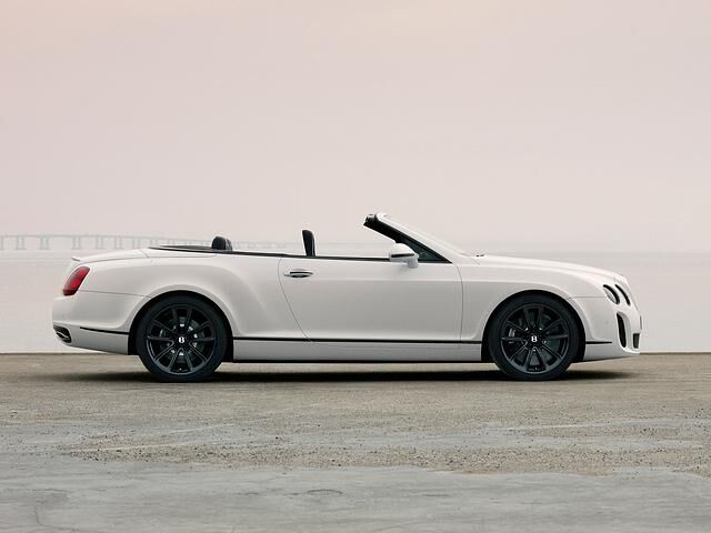 Bentley Continental Supersports Convertible: Das schnellste viersitzige Cabrio der Welt. Foto: Bentley