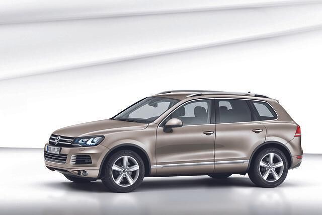 Schlanker, leichter, korrekter: Der neue VW Touareg. Bild: VW