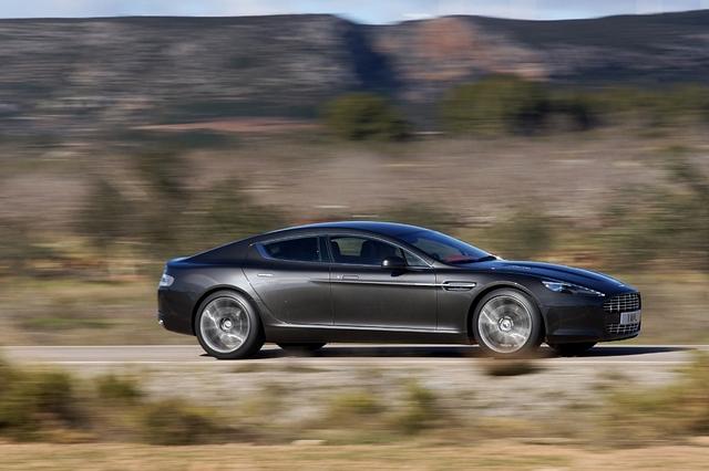 Aston Martin Rapide: Spieglein, Spieglein - wer ist der schönste Viertürer im Land? (Vorabbericht)