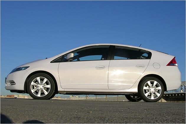 Mit einer Länge von knapp 4,40 Meter ist das Auto rund 20 Zentimeter länger als ein VW Golf
