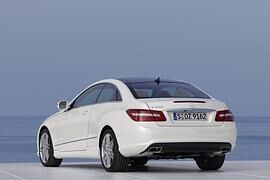 Neuvorstellung: Mercedes E-Klasse Coupé - Bogenspannung Neuvorstellung: Mercedes E-Klasse Coupé - Bogenspannung