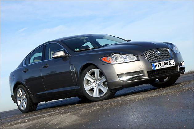 Der XF steht in unmittelbarer Konkurrenz zu Audi A6, BMW 5er und Mercedes E-Klasse