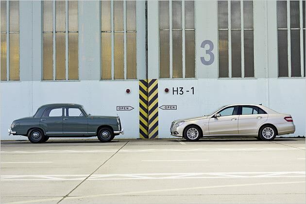 Gleicher Hüftschwung: Links ein Ponton-Mercedes aus dem Jahr 1953