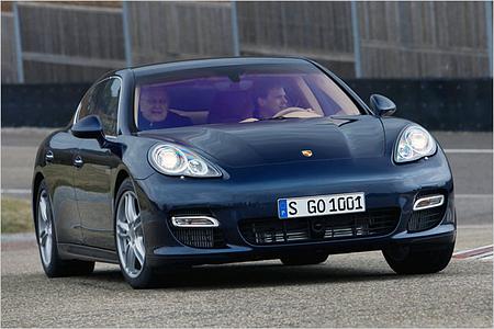 Porsches Business-Express: Erste Mitfahrt im Porsche Panamera