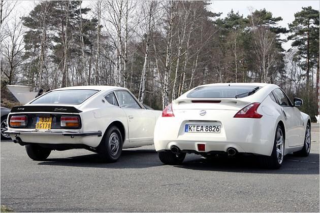 Die Gene sind erkennbar: Der 370Z (rechts) stammt vom 240Z ab