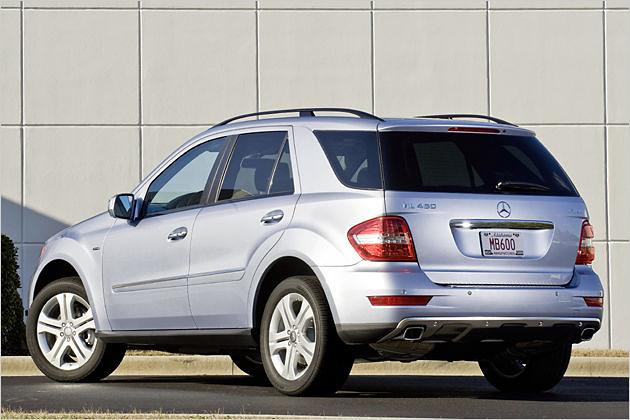 In den USA soll der ML 450 Hybrid soviel wie ein Achtzylinder kosten