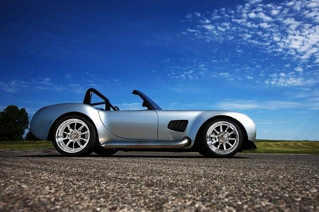 Stark und offen: Neuer AC Roadster mit 800 PS, Foto: Iconic Motors