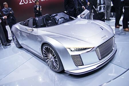 Audi e-tron Spyder - Rein elektrisch reicht nicht mehr