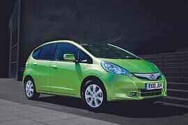 Honda Jazz Hybrid - 14 Zusatz-PS helfen sparen