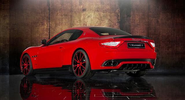 Viel Karbon gibt\'s am Heck, Foto: Mansory