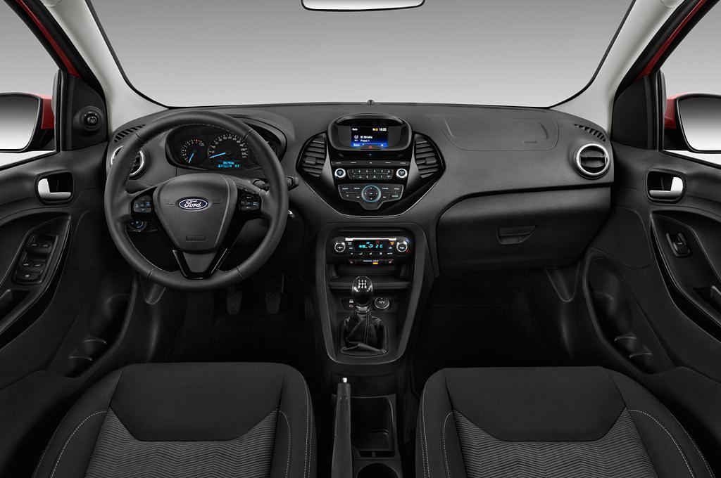 Ford Ka+ (Baujahr 2017) Cool & Sound 5 Türen Cockpit und Innenraum