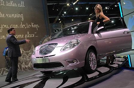 IAA skurril: Lancia Ypsilon Elle