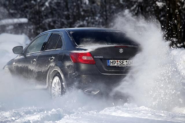 Dank Allradantrieb bietet die Limousine selbst bei Schnee ausreichend Traktion