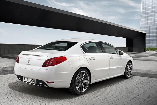 Die Preise beginnen für die Limousine bei 23.050 Euro