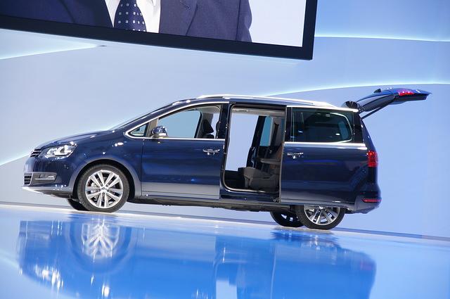 Neuer VW Sharan ab 28.775 Euro erhältlich, Foto: Matthias Knödler/SP-X