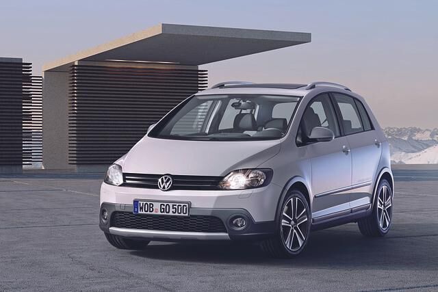 VW Golf Cross: Angebot komplett