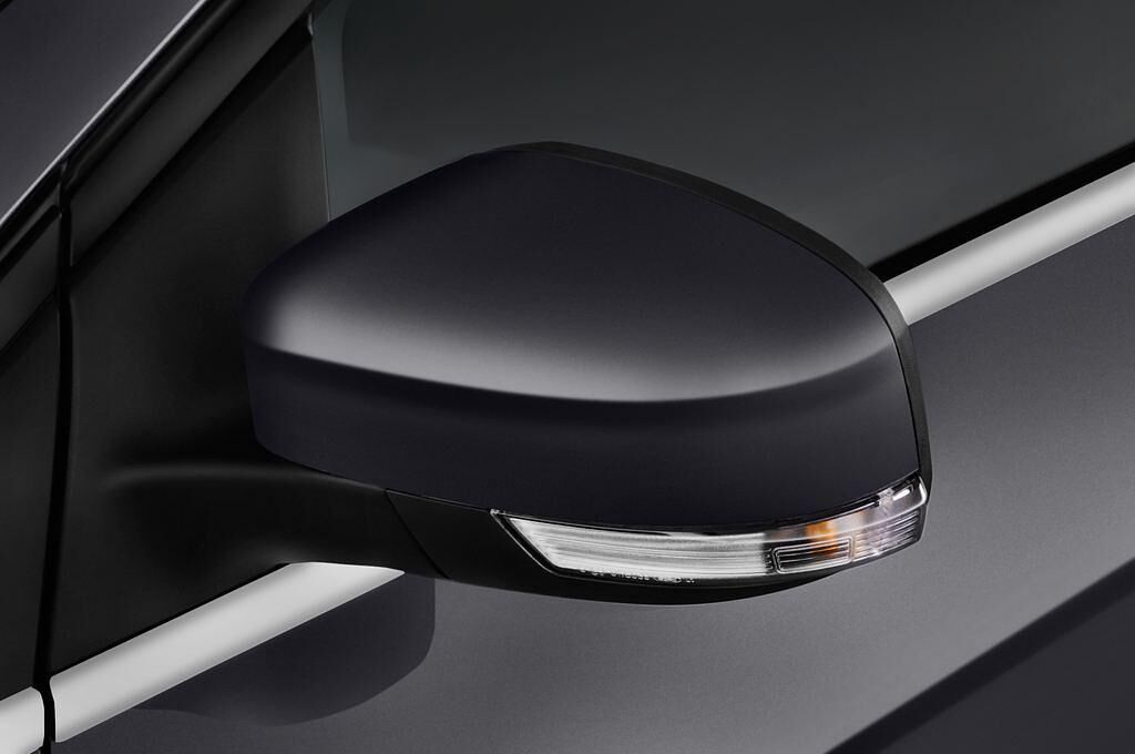 Ford Focus (Baujahr 2015) Titanium 5 Türen Außenspiegel