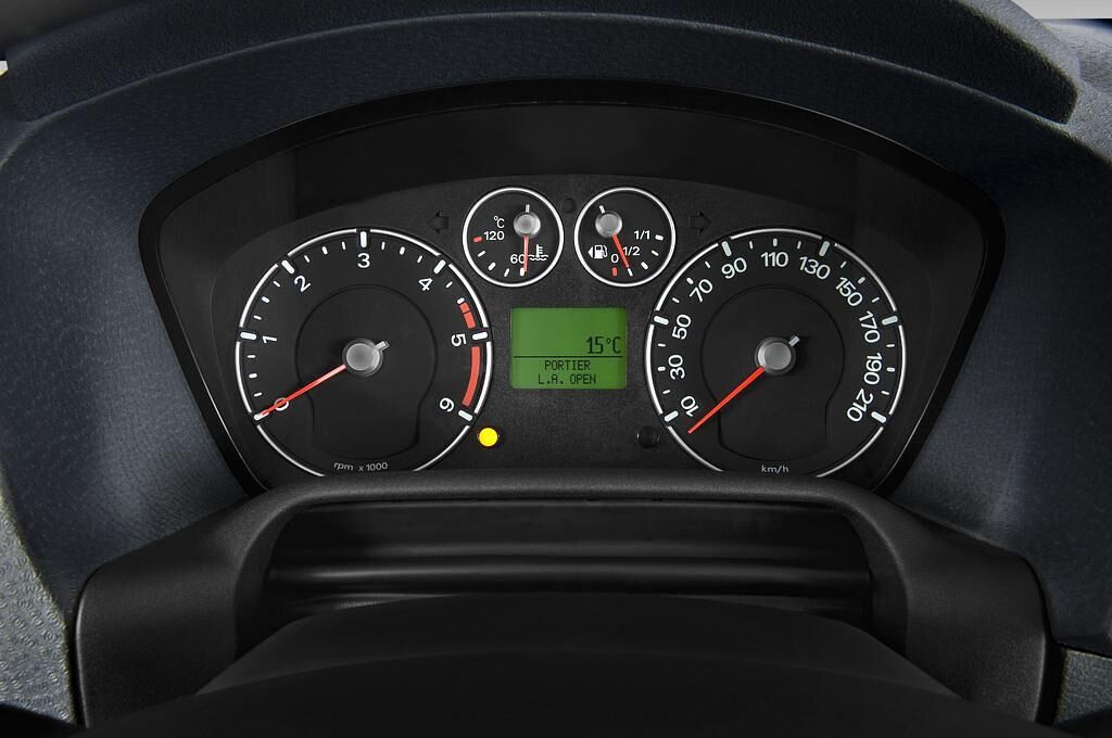 Ford Fusion (Baujahr 2010) Style 5 Türen Tacho und Fahrerinstrumente