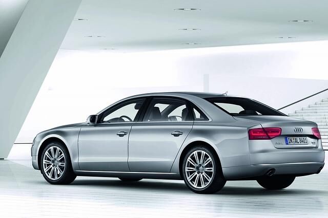 Audi A8L - Ganz oben: Mehr Radstand, mehr Leistung. Foto: Audi