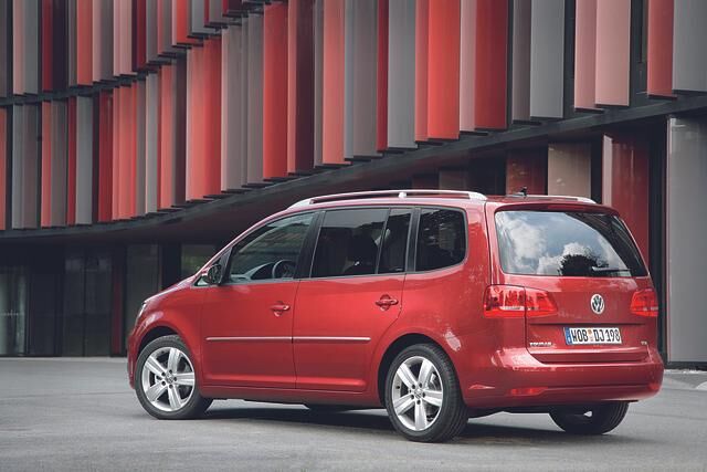 Volkswagen: Verbesserter Park Assist im neuen Touran