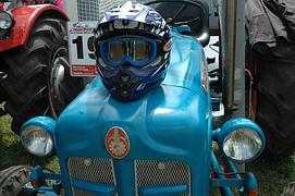 Reportage: 24h-Traktorrennen - Formel Acker
