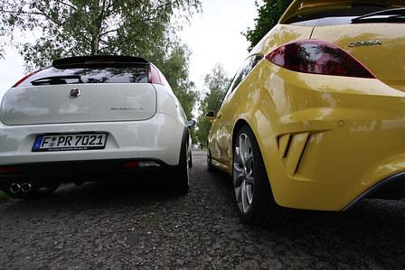 Abarth Grande Punto vs Opel Corsa OPC