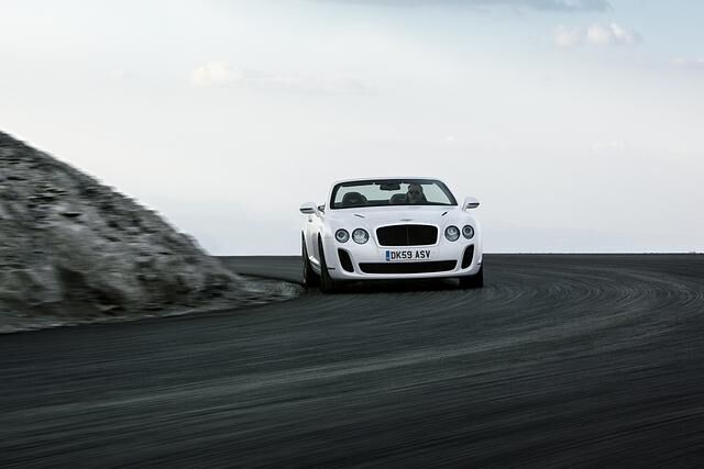 Bentley Continental Supersports Convertible: Atem beraubend (Kurzfassung), Foto: Bentley