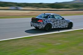 BMW 1er M Coupé: Ganz nah an der Straße