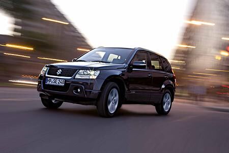 Suzuki Grand Vitara X30: Sondermodell im Sonntagsanzug Suzuki Grand Vitara X30: Sondermodell im Sonntagsanzug