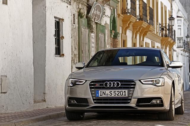 Nach vier Jahren hat Audi den A5 als Coupé, Cabriolet und Sportback tiefgreifend überarbeitet