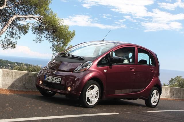Marktübersicht Elektroautos - Der Strom fließt noch langsam