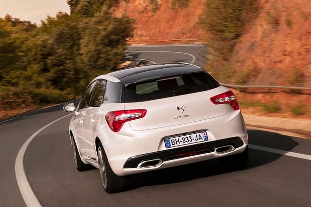 Der DS5 ist mit seiner Länge von 4,53 Metern ein relativ kurzes Auto geworden